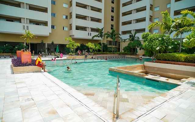Hot Beach Suites