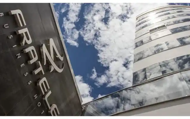 Fratele Business Hotel