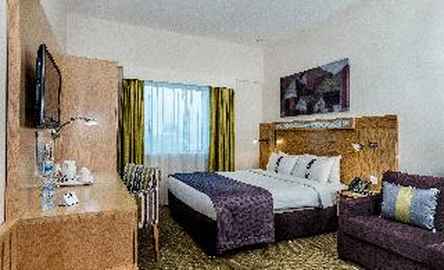 Holiday Inn Express Dubai Airport