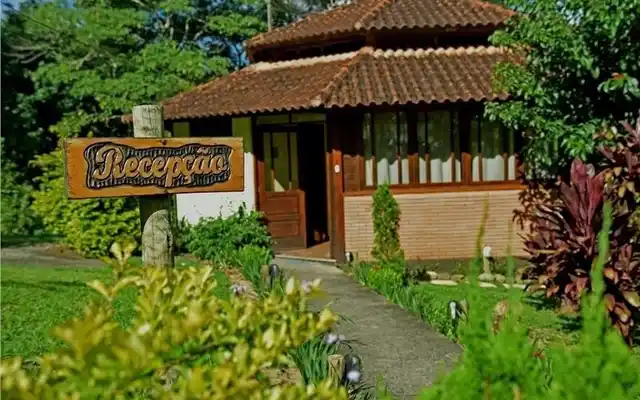 Alta Colina Chalés 