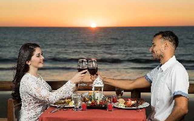 Costa De Oro Beach Hotel