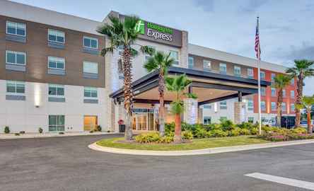 Holiday Inn Express Fort Walton Beach Central, an IHG Hotel