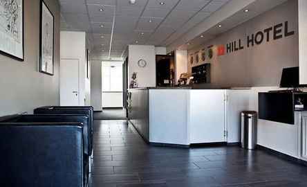 22 Hill Hotel