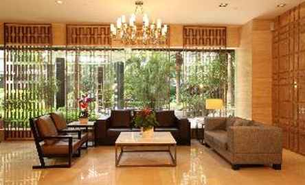 Metro Grand Hotel