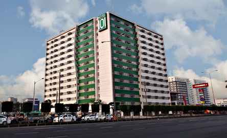 Hotel 101 Manila- Multi-Use Hotel