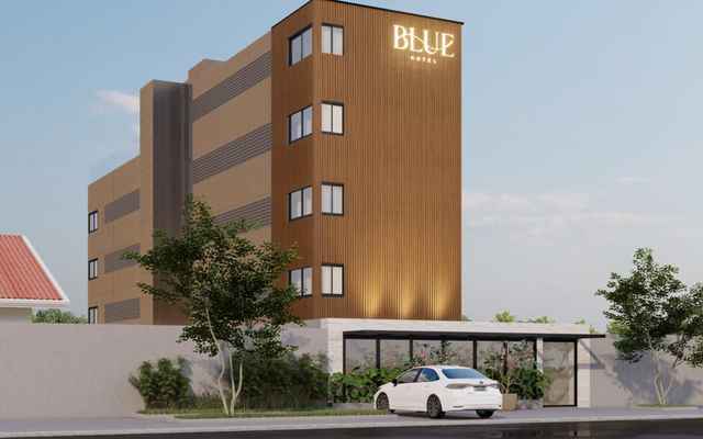 Blue Hotel