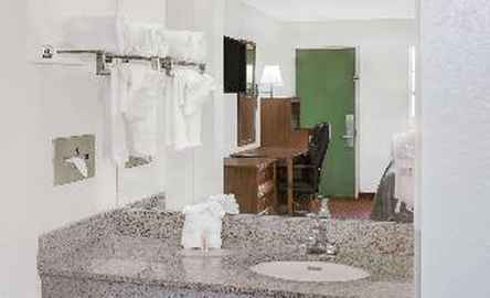 Howard Johnson Inn - Ft. Myers FL