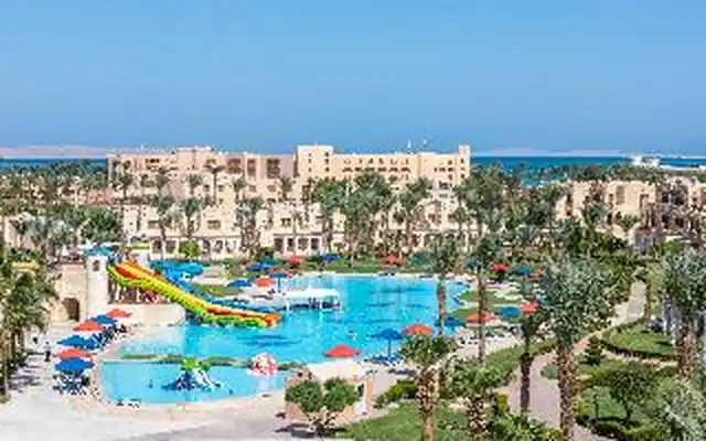 Royal Lagoons Resort