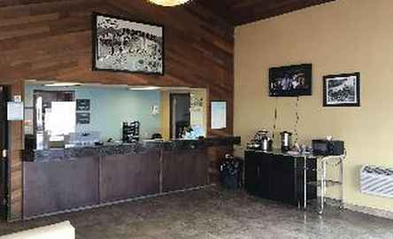 Super 8 Evansville