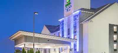 Holiday Inn Express & Suites Louisville East
