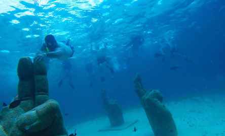 Isla Mujeres Tour by Catamaran - with Roundtrip transfers