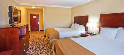 Holiday Inn Express & Suites Macon-West