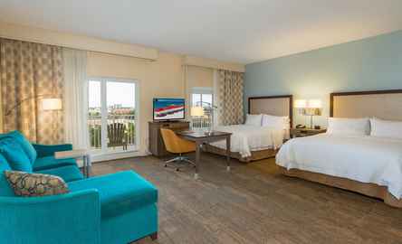 Hampton Inn & Suites Clearwater Beach