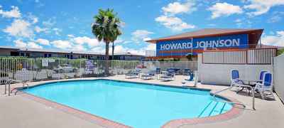 Howard Johnson on East Tropicana, Las Vegas Near The Strip