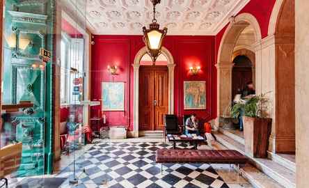 The Independente Hostel & Suites