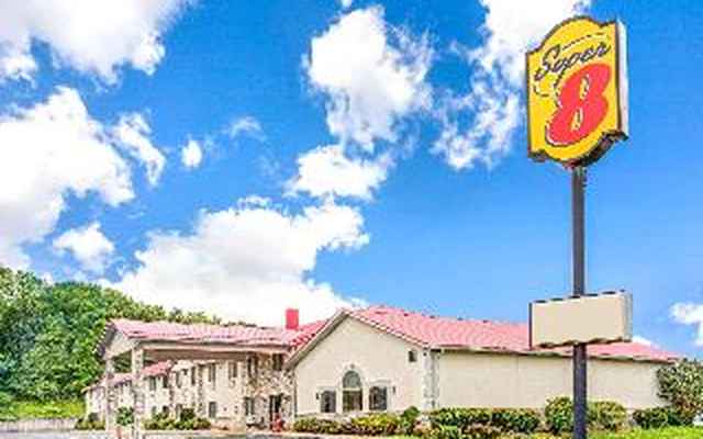 Super 8 MT. Vernon