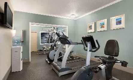 CW Suites Hotel JOHN WAYNE AIRPORT