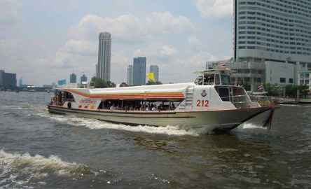 Passeio de barco turístico Chao Phraya em Bangkok Hop-on-hop-off