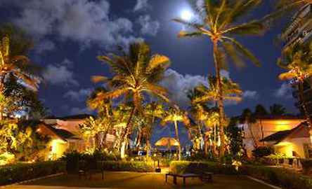 Beachcomber Resort And Villas