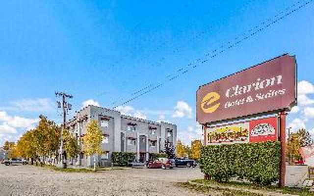 Regency Fairbanks Hotel