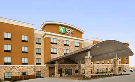 Holiday Inn Express & Suites Waco South