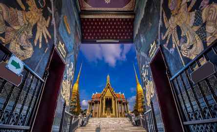Tour nocturno por Bangkok: Wat Arun, Wat Pho y el Gran Palacio, con traslados