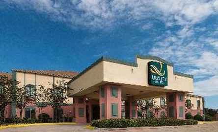 Comfort Suites