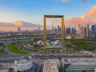 Bilhetes Dubai Frame com excursão de meio dia em Dubai saindo de Sharjah