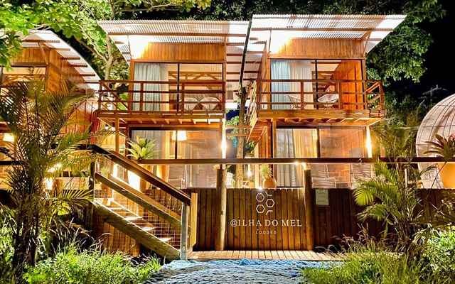 ILHA DO MEL LODGES