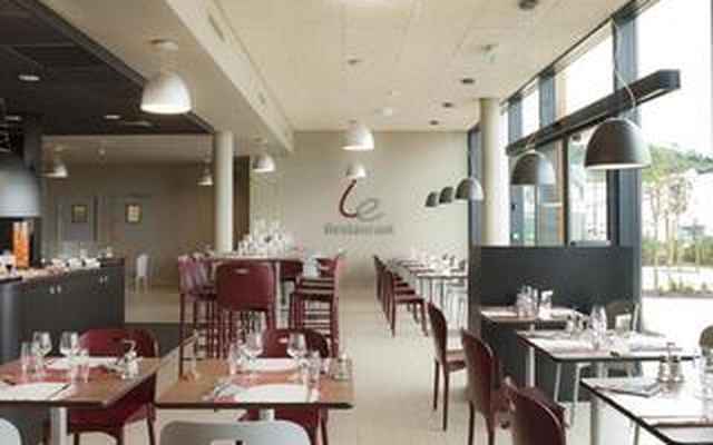 Hôtel Restaurant Campanile Carcassonne Est - La Cité