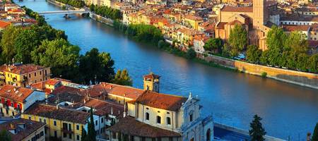 Cidade de Verona vista do alto